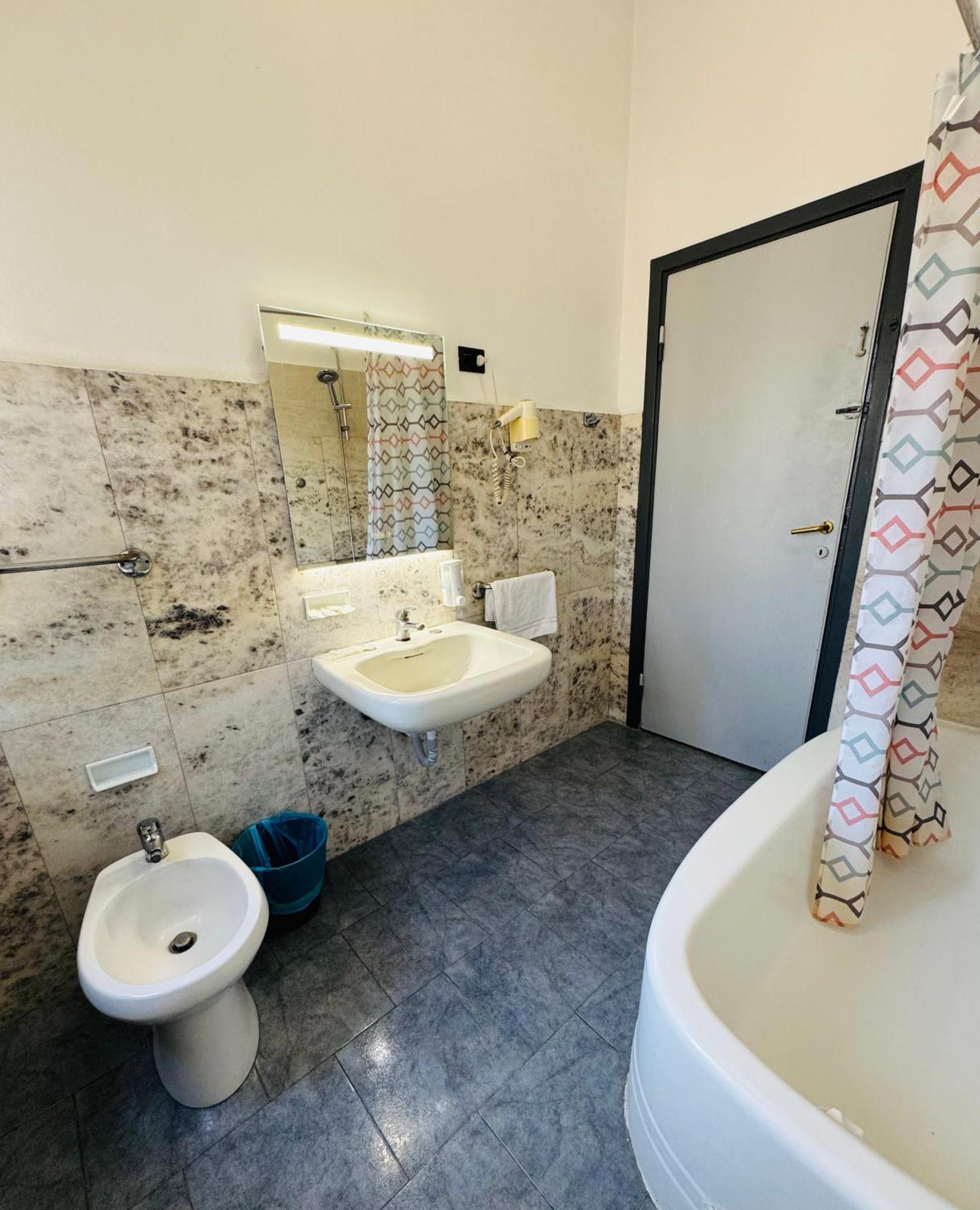 Bovisa House B&B Private Rooms Milano Eksteriør billede